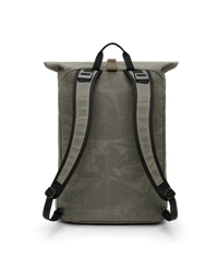 Essential Backpack 24L Forest Green