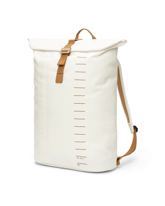 Essential Backpack 24L Oatmilk