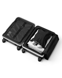 Essential Drybag 8L Black Out