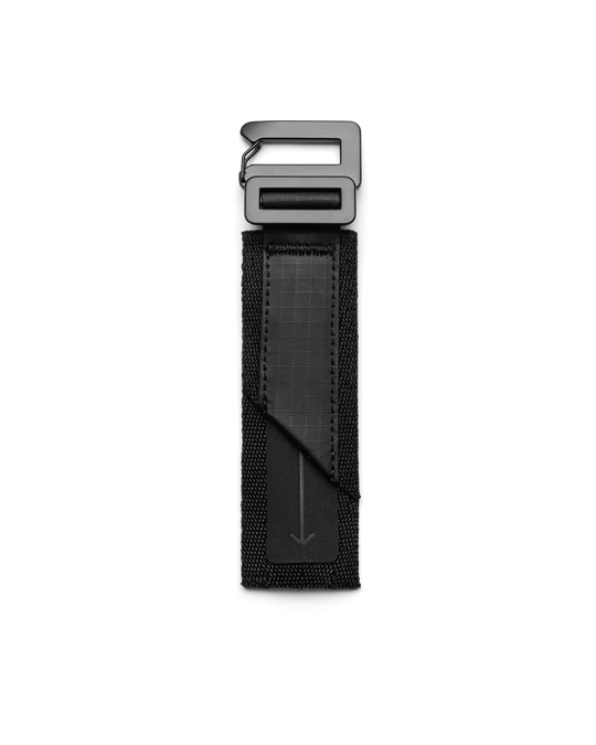 Essential Luggage Tag Black Out