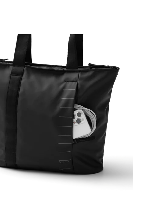 Essential Tote 20L Black Out
