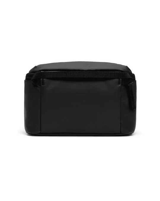 Essential Washbag S Black Out
