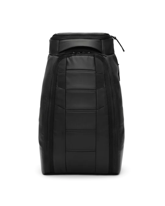 Hugger Backpack 20L Black Out