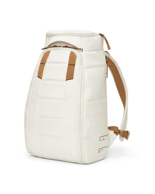Hugger Backpack 20L Oatmilk