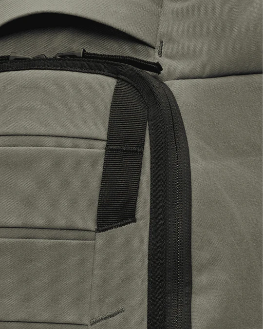 Hugger Backpack 25L Forest Green