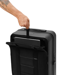 Ramverk Front-access Carry-on Black Out