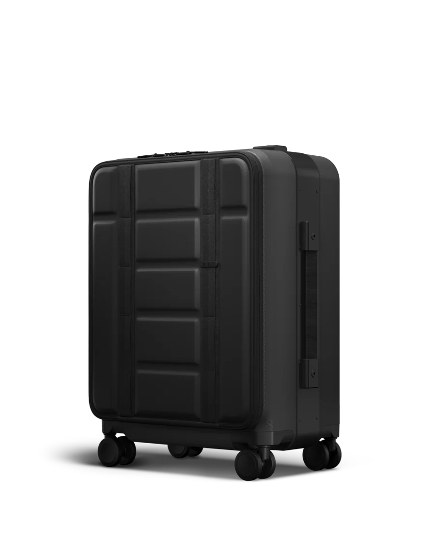Ramverk Pro Front-access Carry-on Black Out