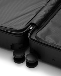 Ramverk Front-access Carry-on Black Out