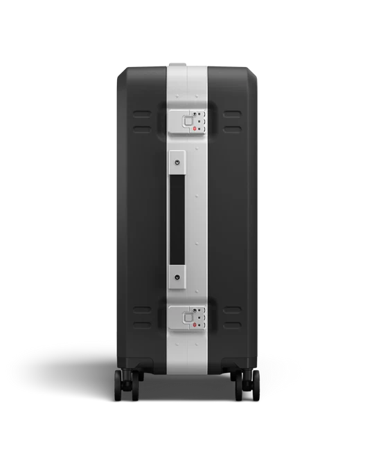 Ramverk Pro Check-in Luggage Medium Silver